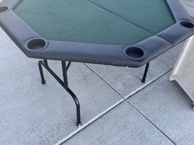 Poker Table