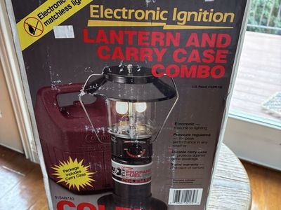 Coleman 5154B740 Electronic Ignition Lantern & Carry Case Combo Propane Fuel