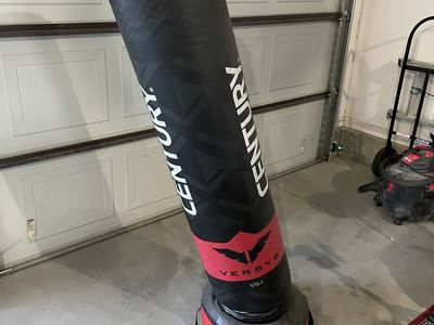 Century versys vs.1 punching bag