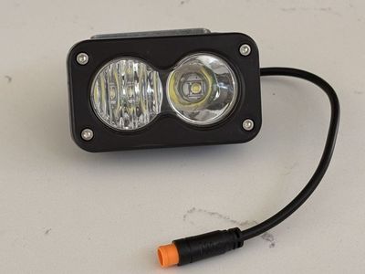 Water proof 3 pin baha light