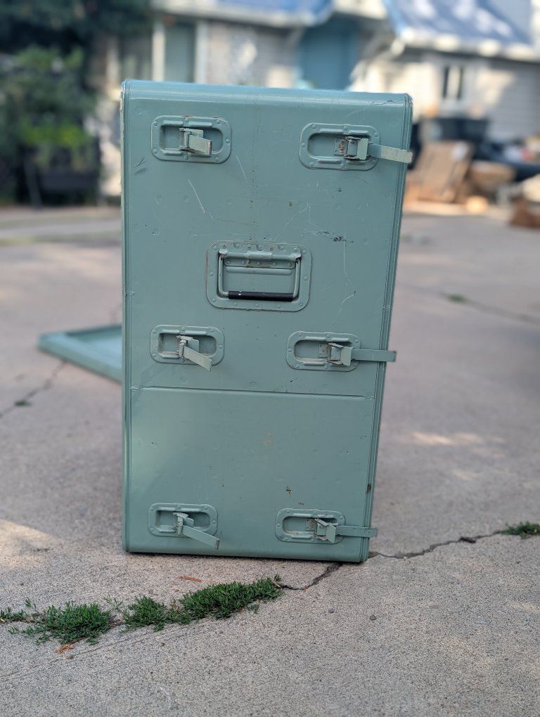 Main image 3