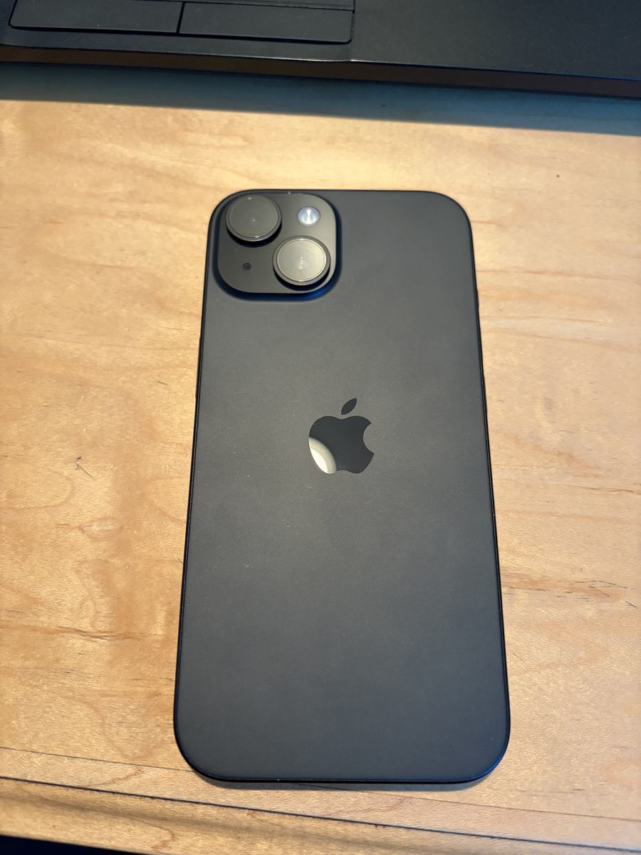 iPhone 15 256 GB