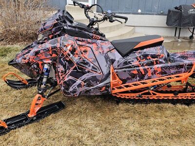 2022 Polaris Patriot Boost Slash,khaos 155 7s scre