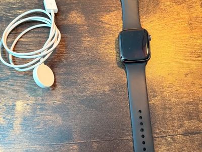 Apple Watch Series 5 44mm GPS Space Gray