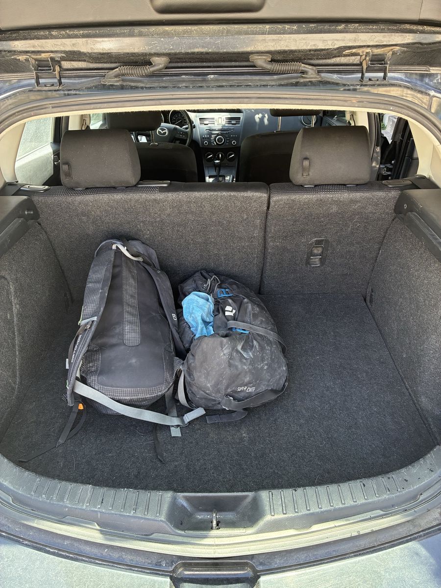 Main image 6