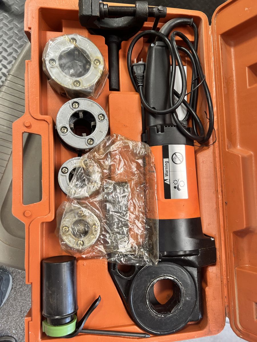 Electric Pipe Threading Machine with Dies, Portable Handheld Pipe Threader Kit