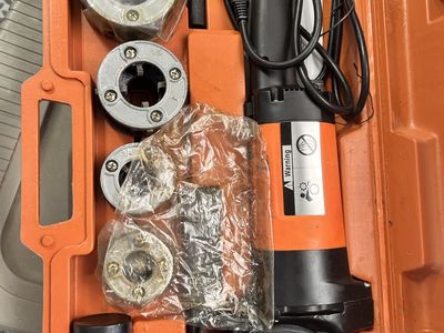 Electric Pipe Threading Machine with Dies, Portable Handheld Pipe Threader Kit