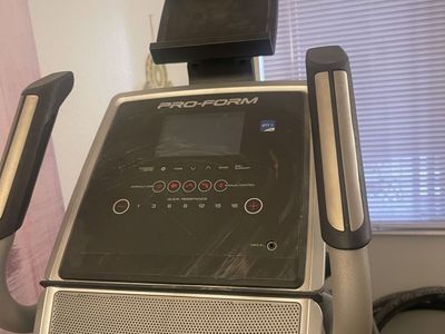 Pro Form Stride Elliptical 520 E