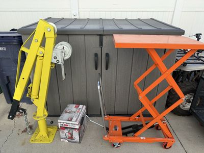 Truck Crane, Lift Table & Air/Hydraulic Jack