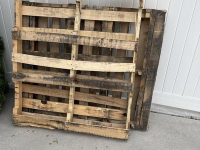 Wood pallets