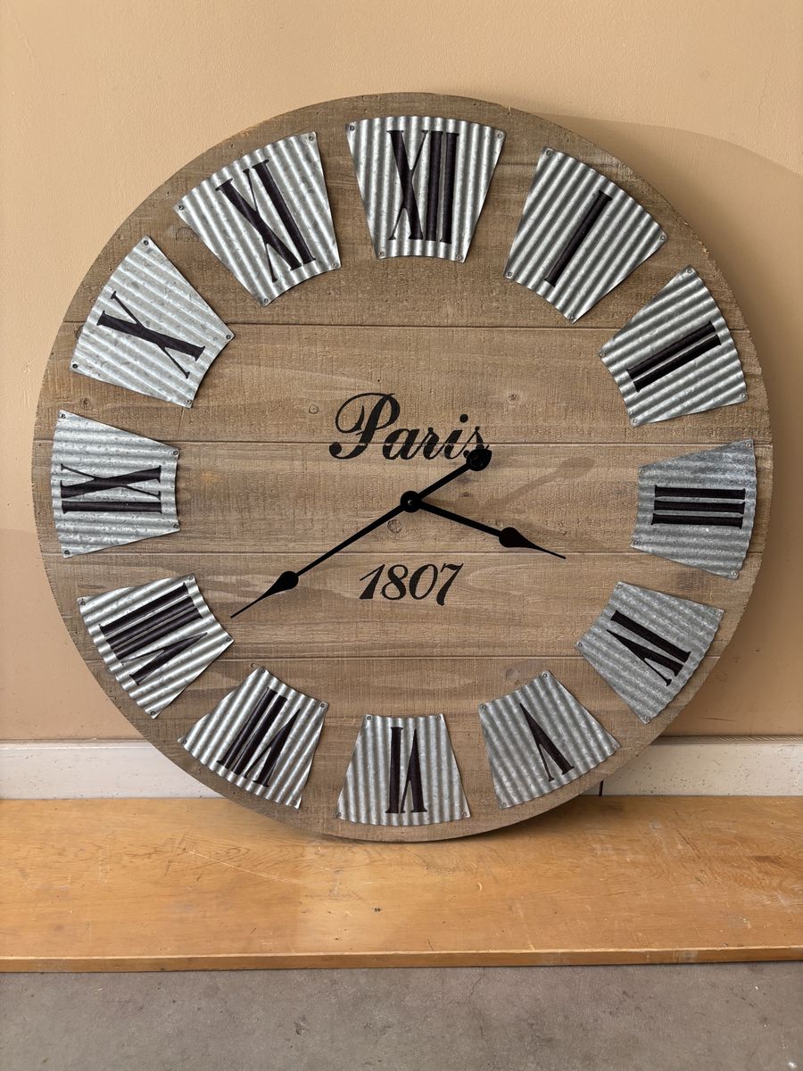 Mirrors, lanterns and clocks