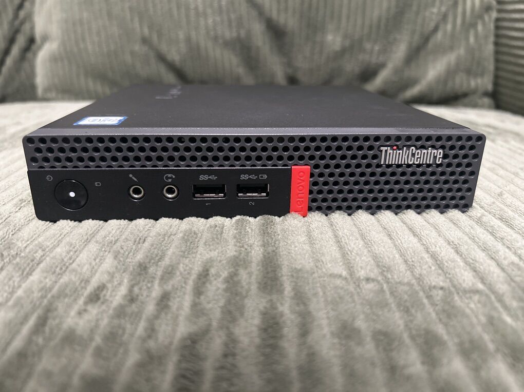Lenovo m910x Tiny PC