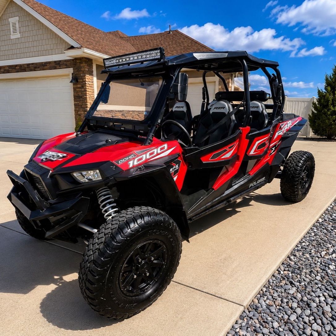 Price Drop!  2015 Polaris RZR XP 4 1000 Fully Loaded UTV - 4200 Miles, Clean Title