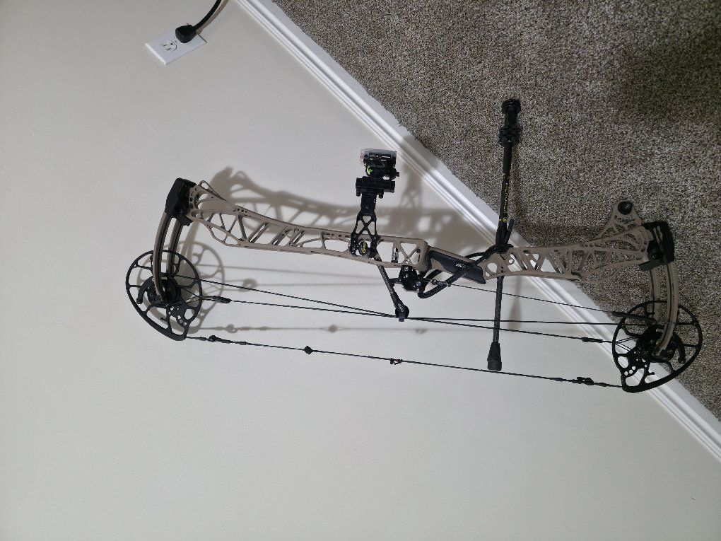Mathews lift x 33