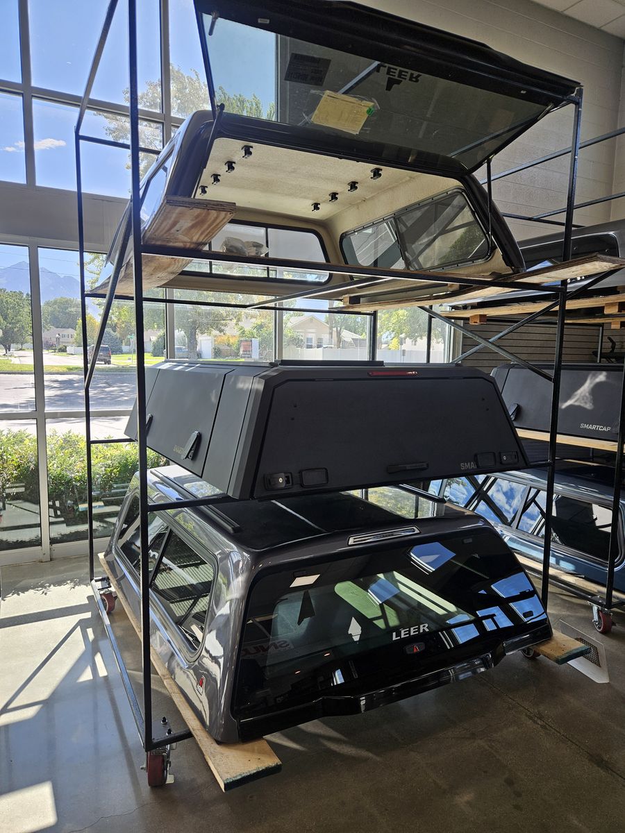 SmartCap Defender, 4Th Gen Tacoma, 6.2FT Bed. Showroom Model!
