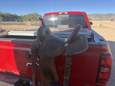 Jeff Smith barrel saddle