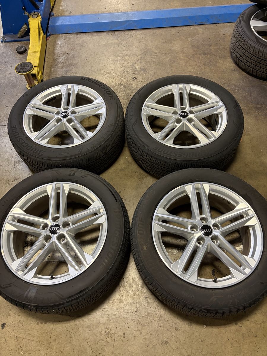 OEM AUDI Q5/SQ5 Wheels and Bridgestone tires 235/55/19