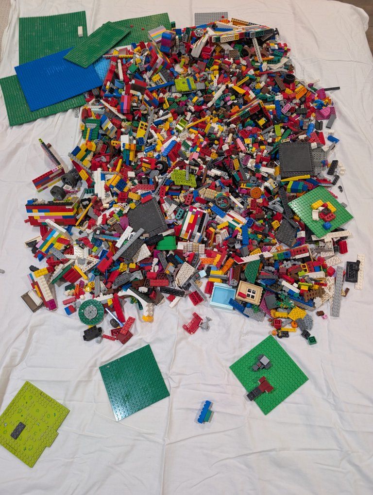 Large Bulk Lot of Assorted LEGO Bricks, Plates, and Baseplates