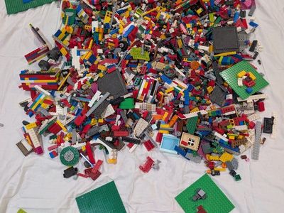 Large Bulk Lot of Assorted LEGO Bricks, Plates, and Baseplates