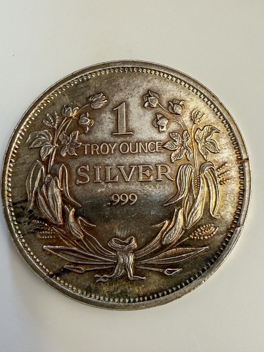 Main image 4
