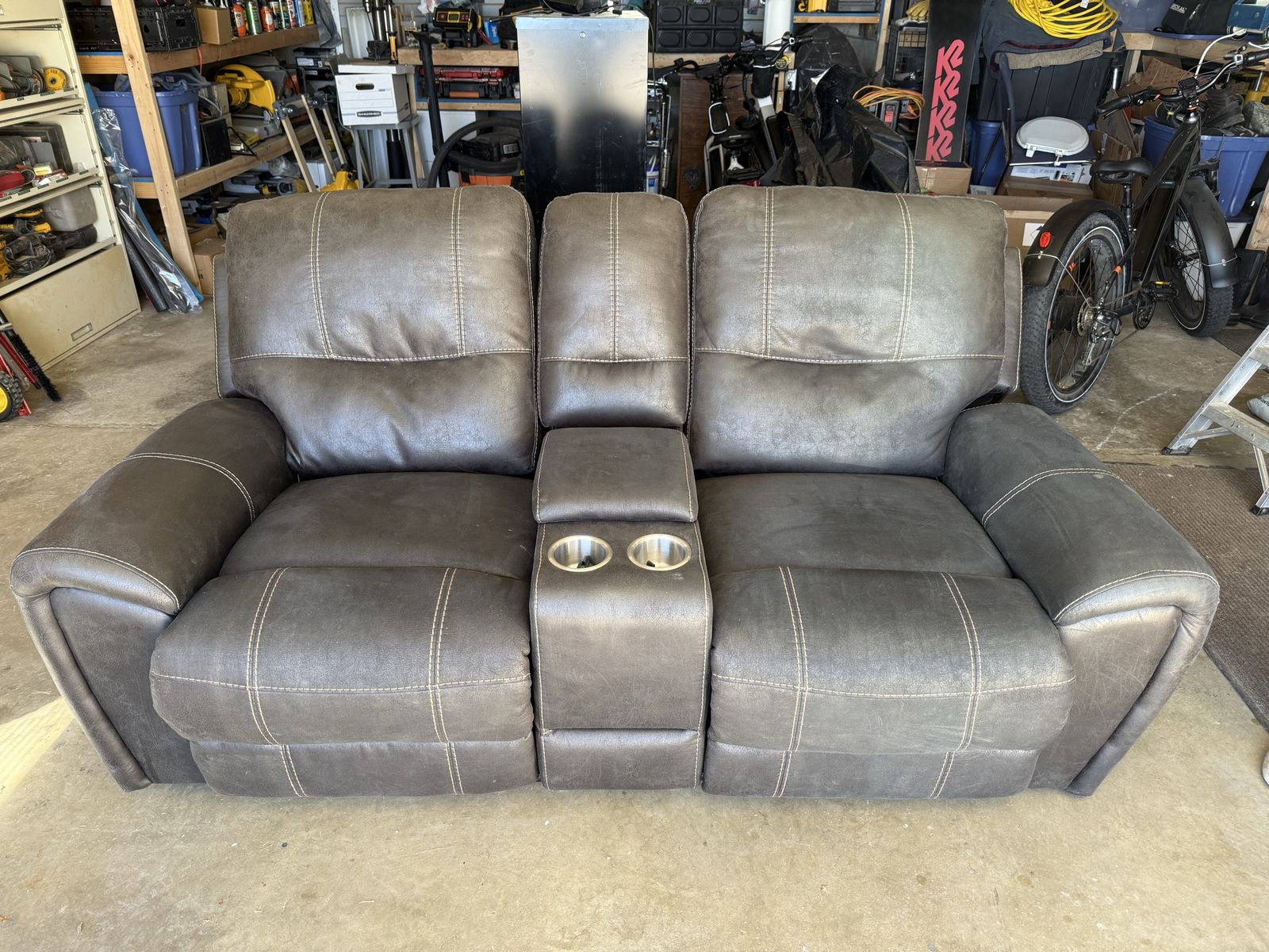 Power Reclining Loveseat With Matching Chair
