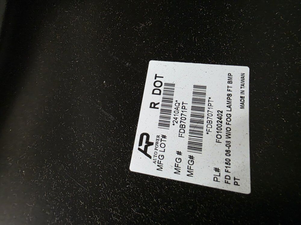 Ford F150 07 - 08 front bumper with hardware