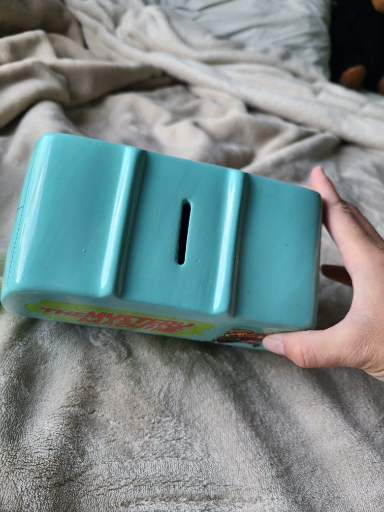 Main image 4