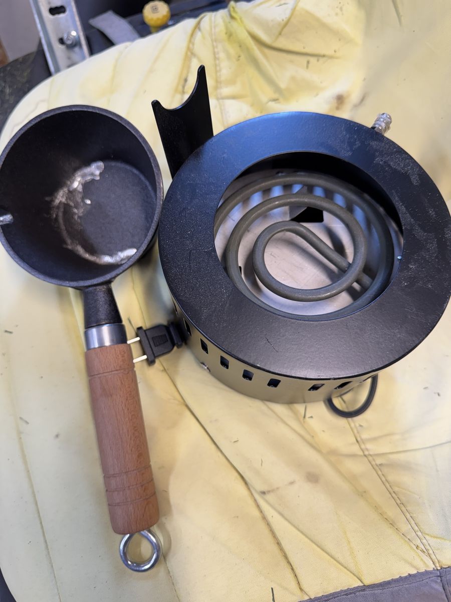 Bullet casting furnace