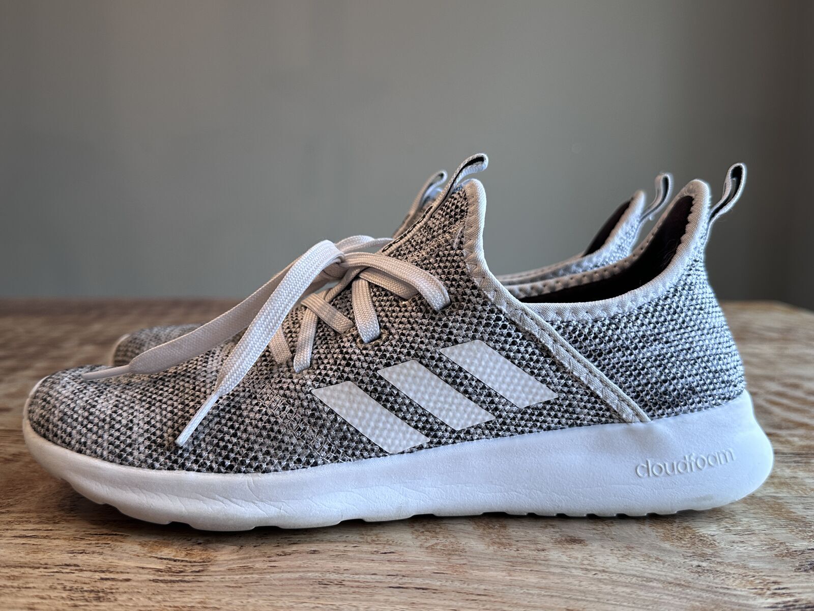 Women's 8.5 Adidas Cloudfoam Pure White Light Gray Sneakers DB0695