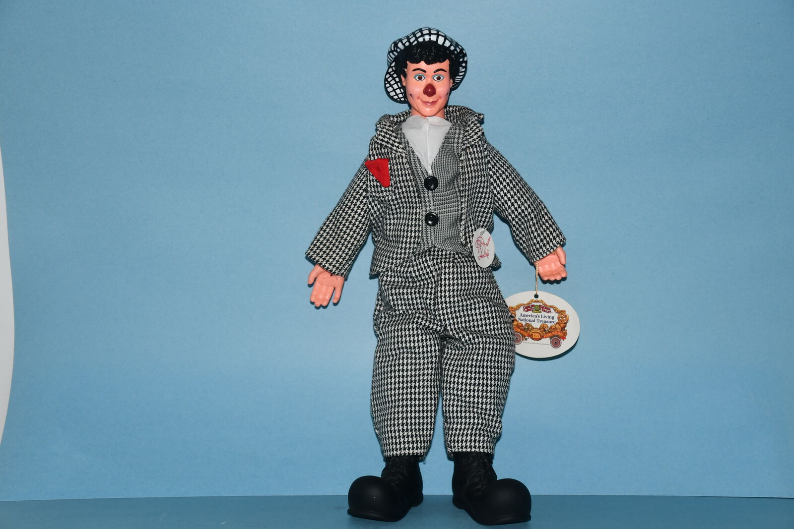 VINTAGE DAVID LARIBLE CIRCUS CLOWN DOLL ~ 2 TAGS ~16" ~ RINGLING BROS & BARNUM BAILEY ~ CLEAN!