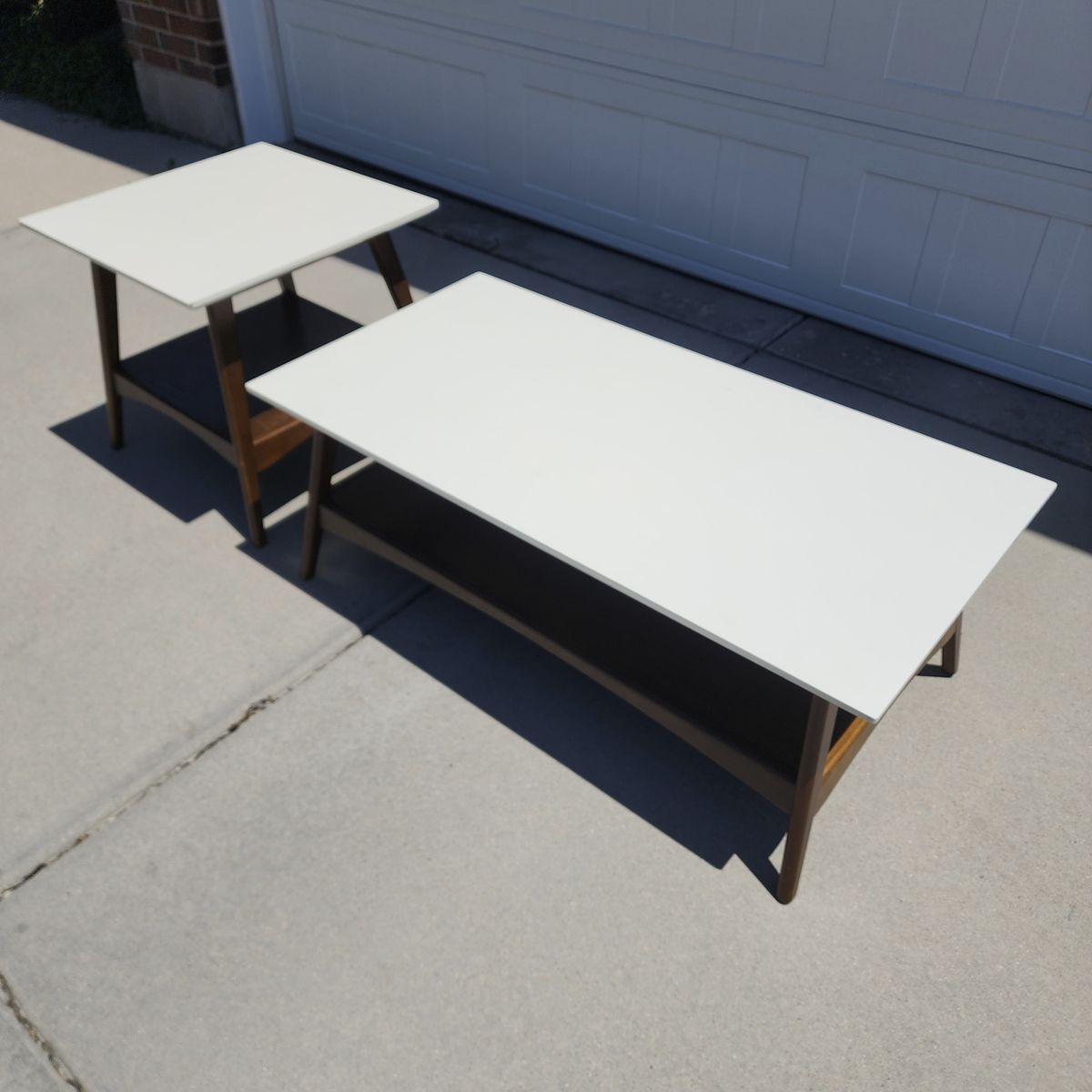MADISON PARK PARKER MID CENTURY MODERN CONTEMPORARY COFFEE TABLE & MATCHING SIDE TABLE WELL MADE!