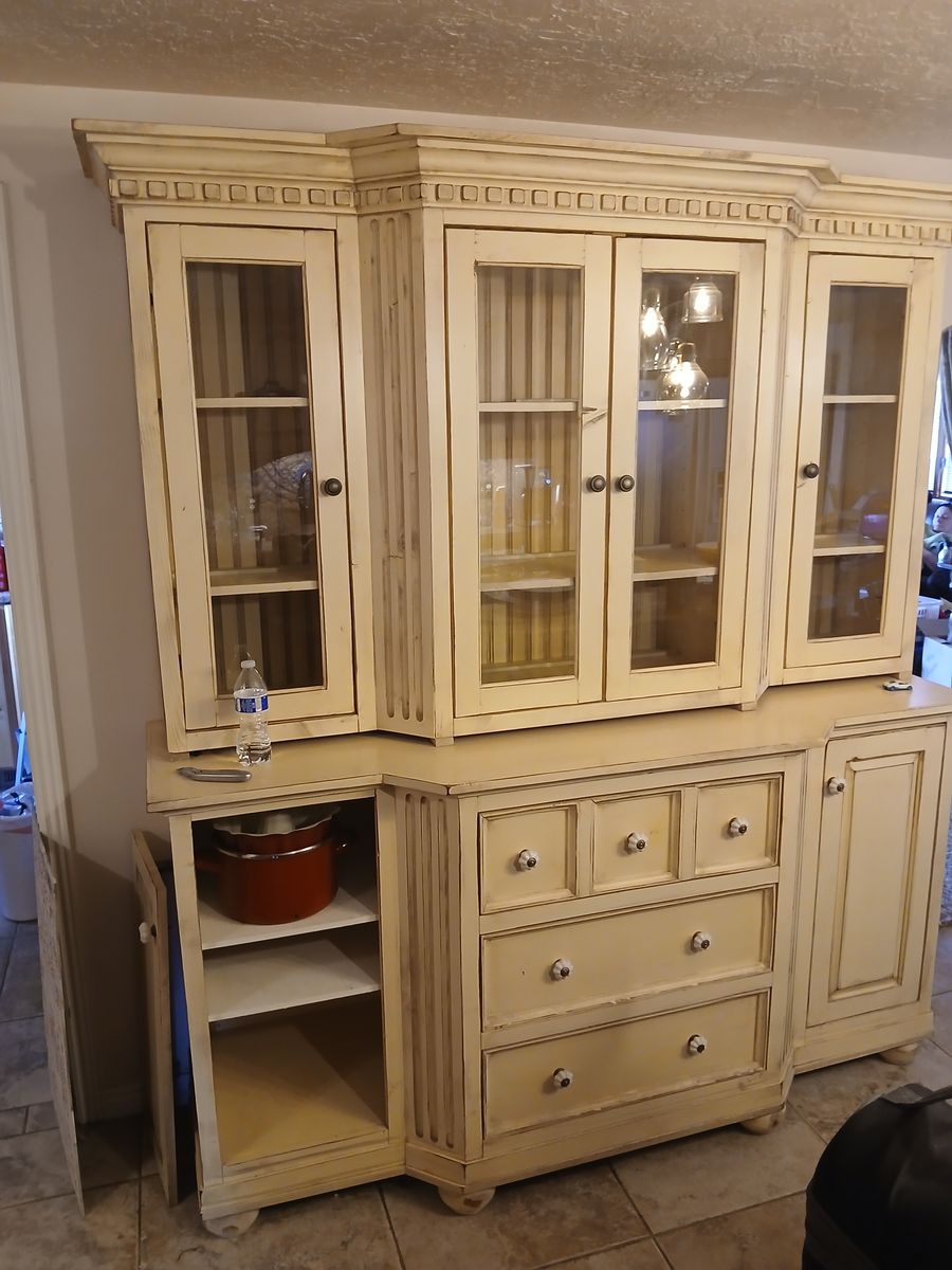 Hutch Kitchen