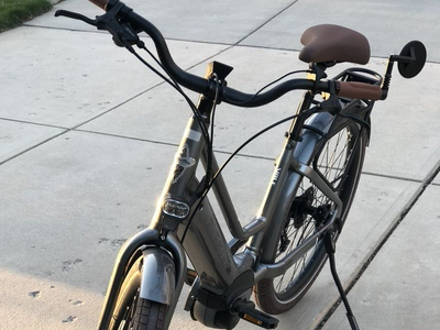 2-Vale Electra E-Bikes $895.00 per bike.