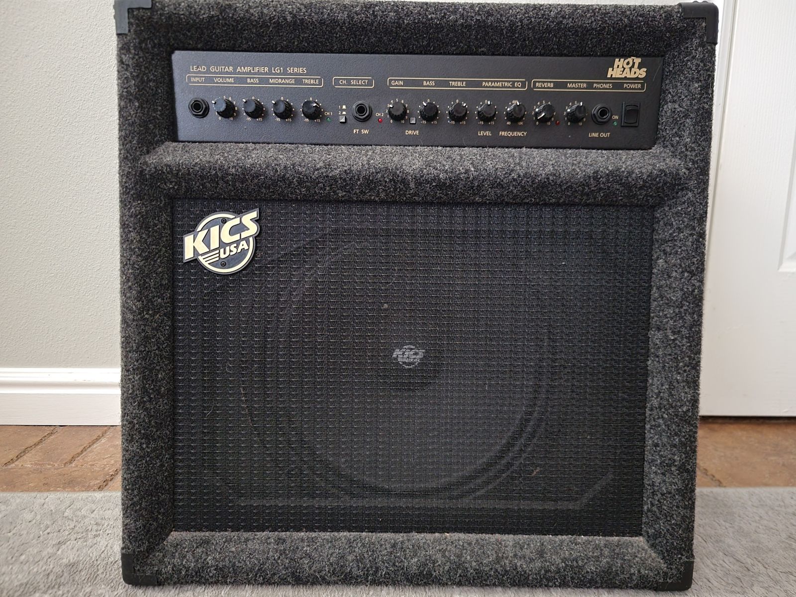 KICS USA Hot Heads Guitar Amp
