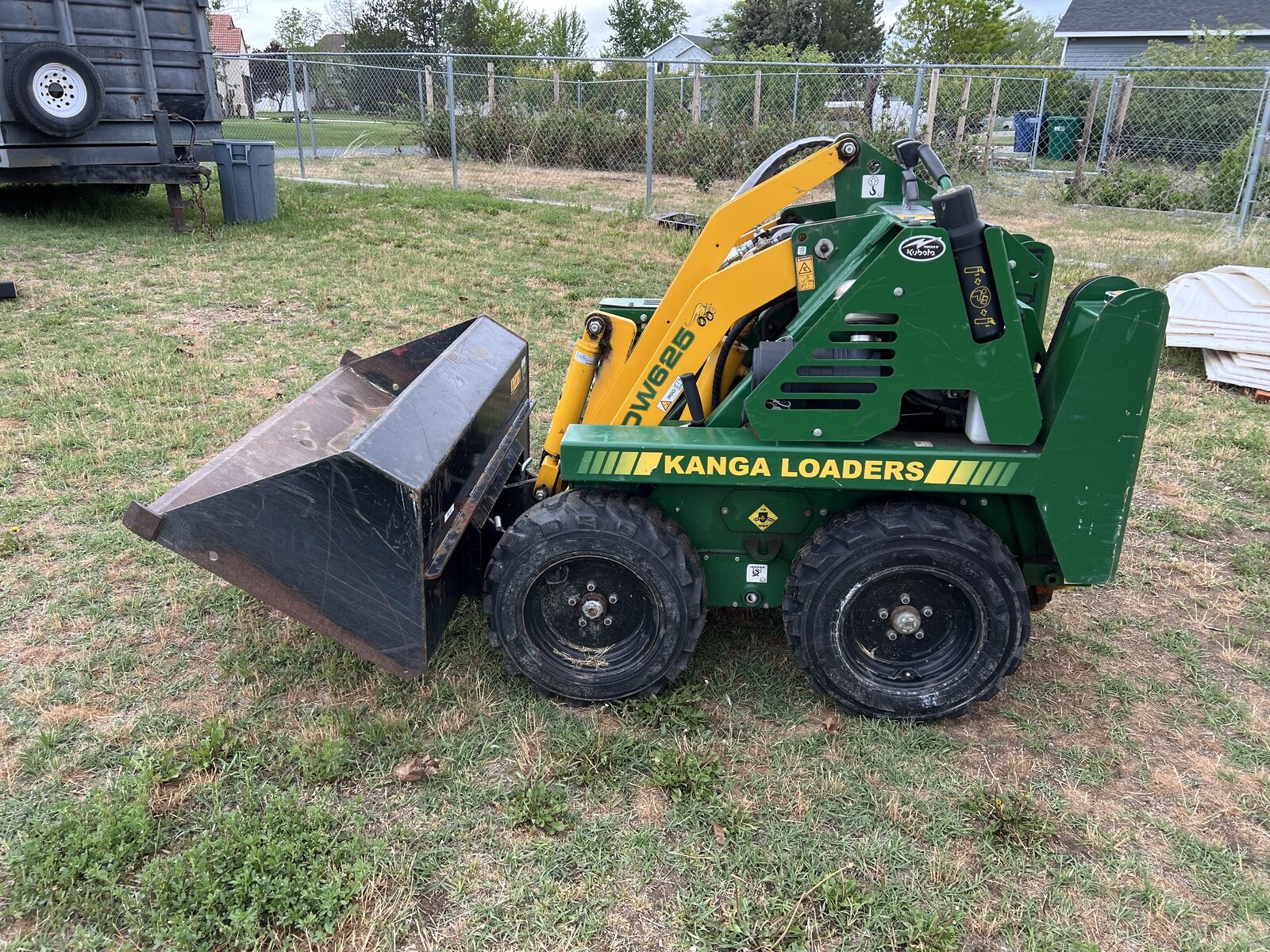 Kanga Loader Mini Skidsteer