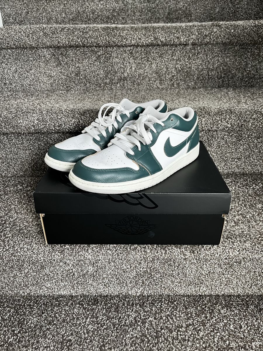 Nike Air Jordan 1 Low White/Green, Men's Size 11, Excellent Condition