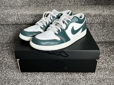 Nike Air Jordan 1 Low White/Green, Men's Size 11, Excellent Condition