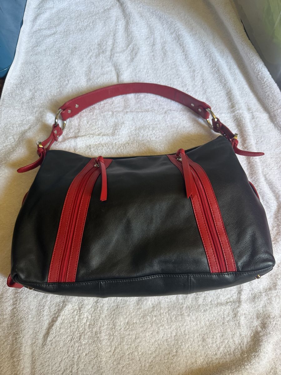 Stylish Black & Red Leather Shoulder Bag Handbag with Zipper Accents simply Nina w/ dust cover