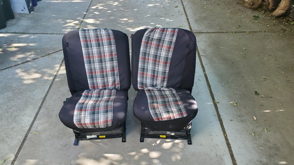 EMPI VW Front Seats Pair