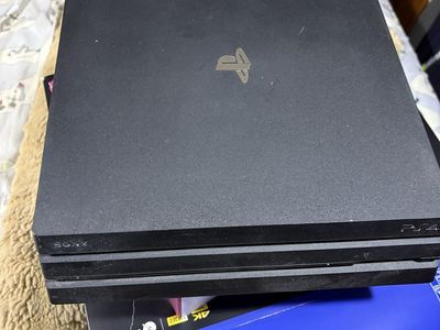 Play Station 4 1tb