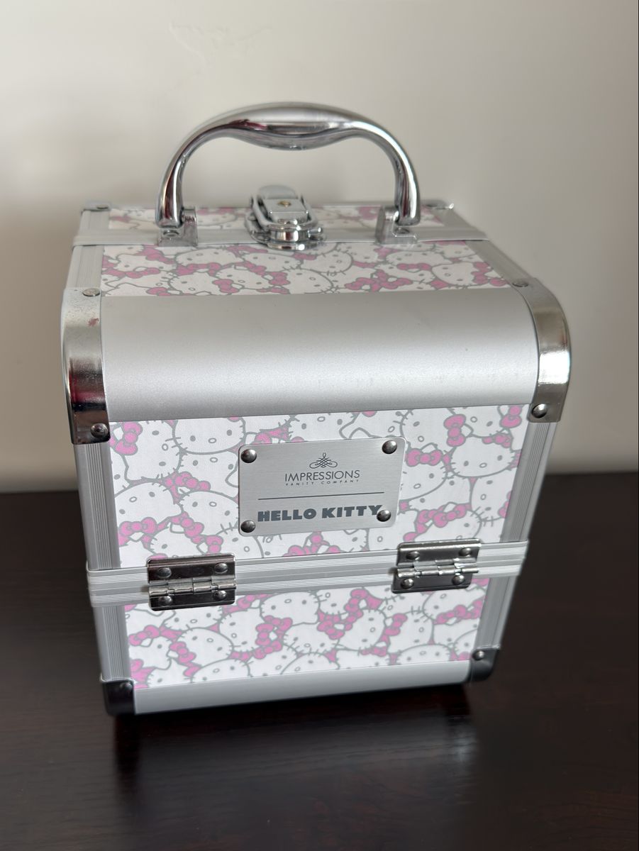 Hello Kitty Makeup Train Case