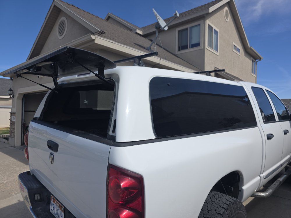 Ram 2500 leer topper