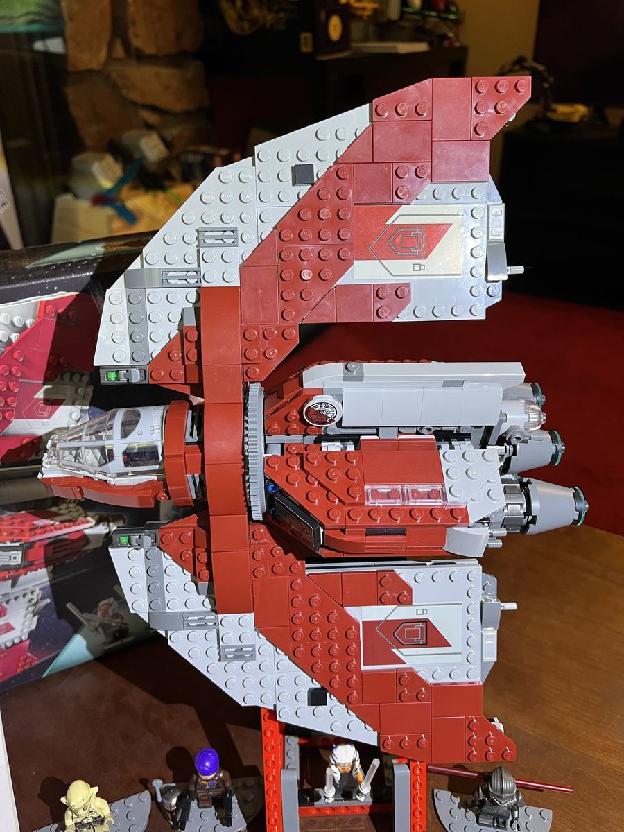 Main image 4
