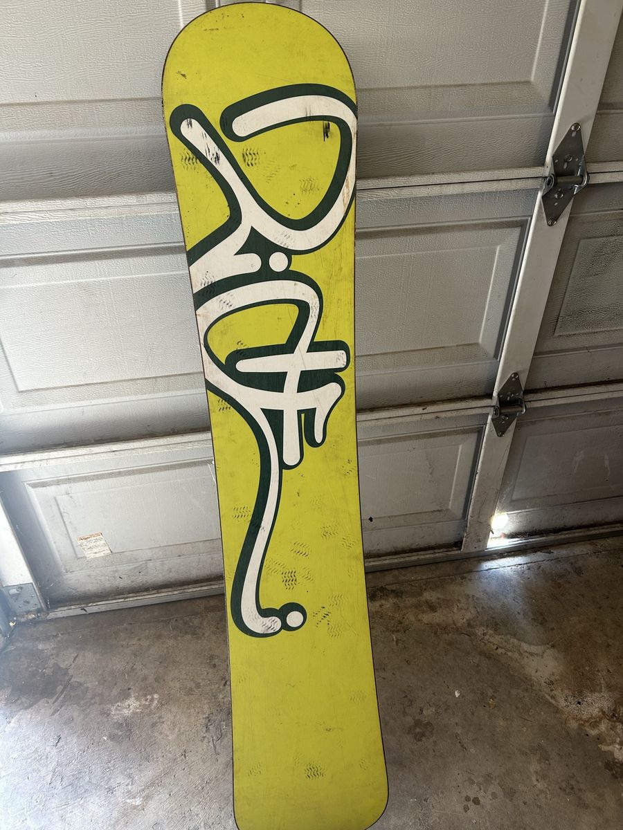 Ride Havoc Series Snowboard 152cm with SlimeWalls 90A & Carbon Array 3