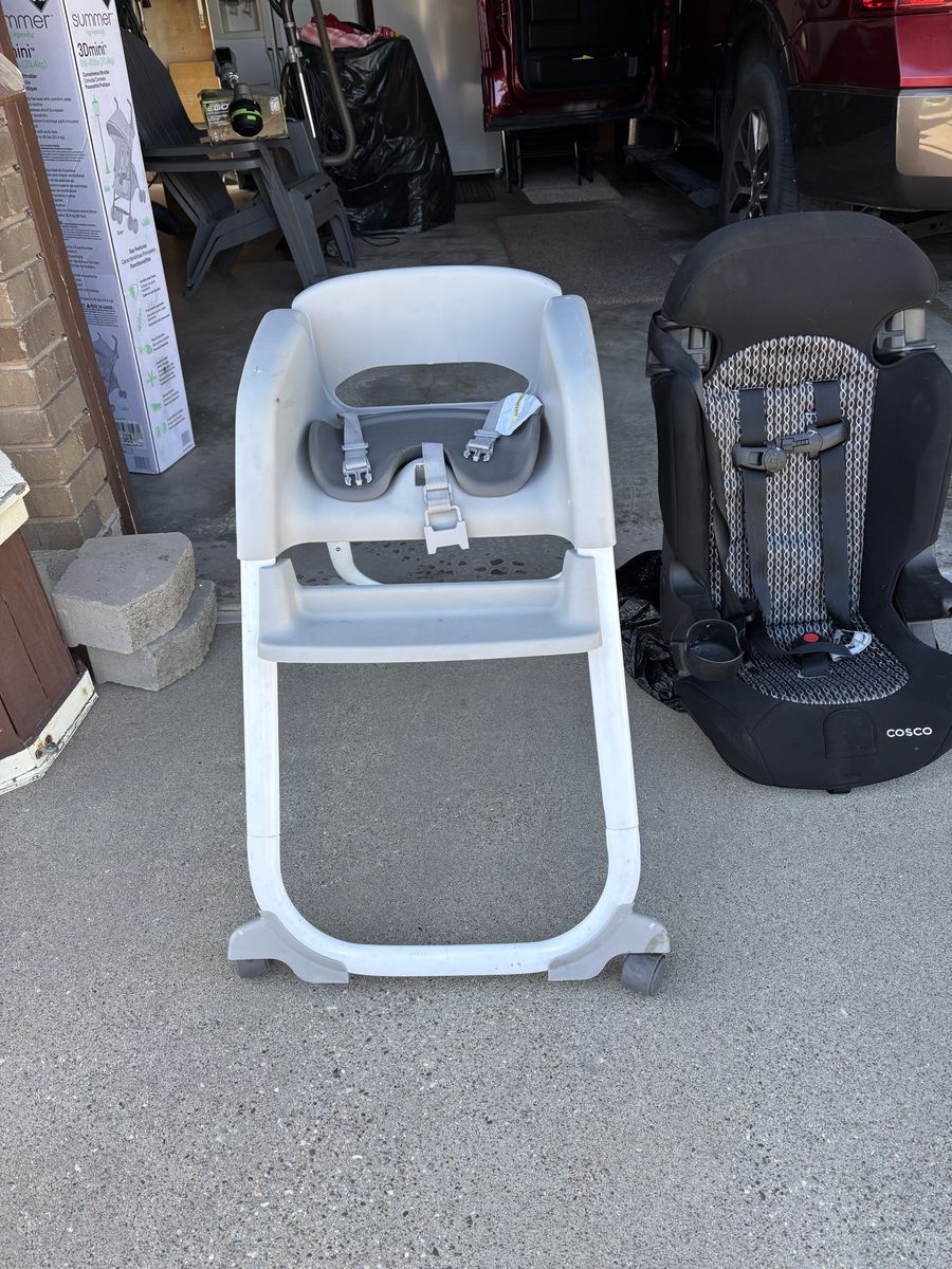 Baby booster chair