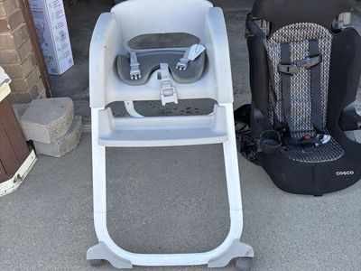 Baby booster chair