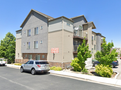 Bountiful Lumber Lofts 2 bedroom 2 bath apartments