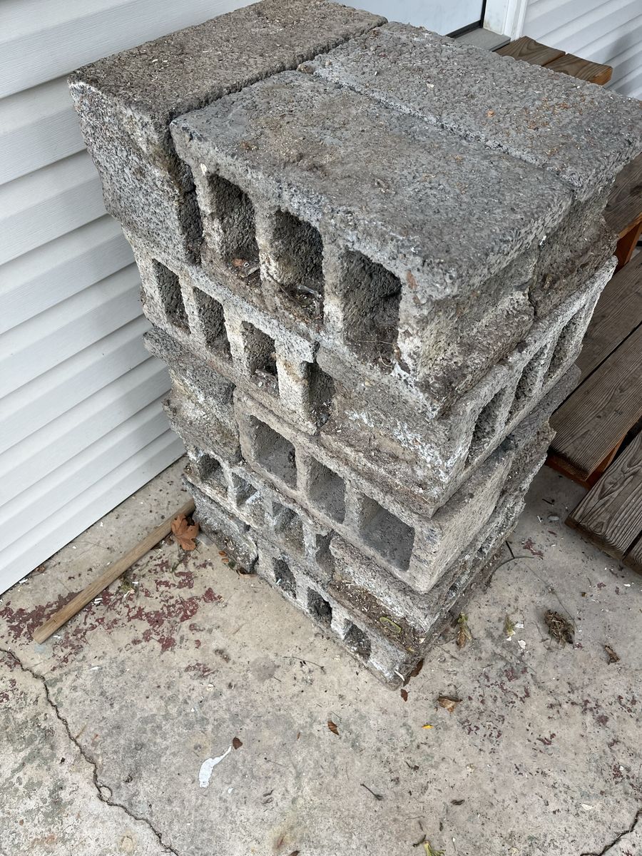 Free cinder blocks