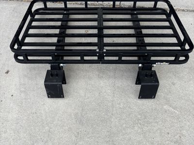 Cargo carrier