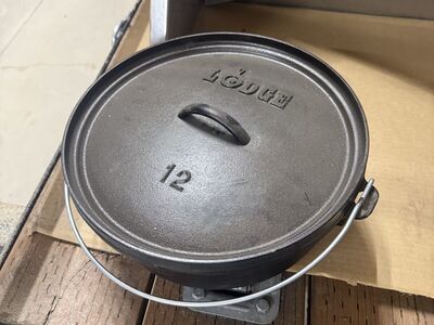 Lodge 12 6qt Dutch Oven
